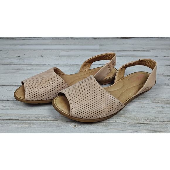 Born Women's Leather Slingback Sandals Beige Perforated Comfort Flats Size 7M - Picture 2 of 7